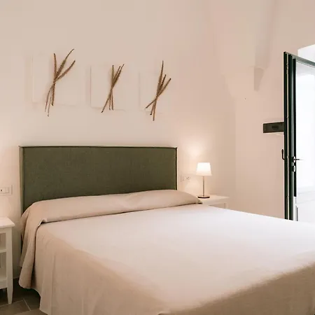 Oltre Gli Ulivi Bed & Breakfast Ostuni Exterior photo